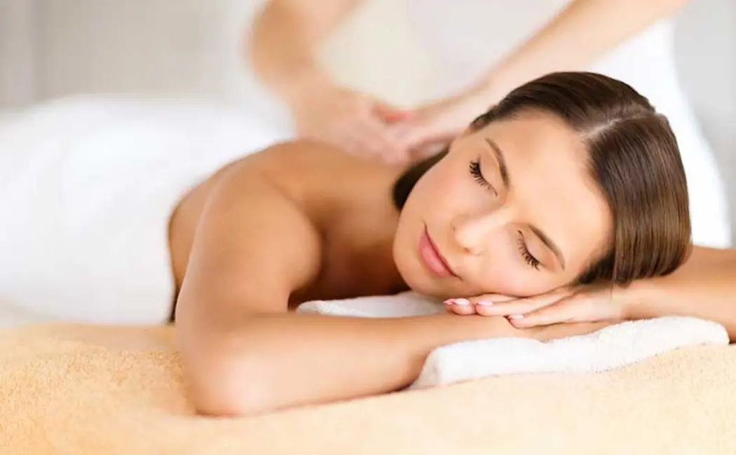 Najlepsze hotelowe pakiety spa - Odpocznij, zrelaksuj się i odmłodniej z tymi luksusowymi ofertami!