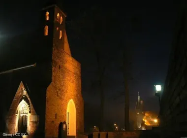 Odpady z szaf znikną spod posesji. Gmina Lubin organizuje zbiórkę odzieży i tekstyliów