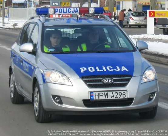 KPP w Lubinie i Polkowicach kontrolują taksówki w akcji „TAXI-BOLT”