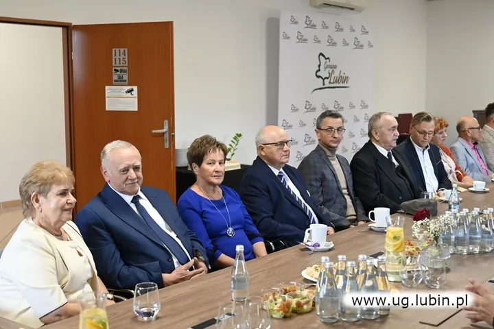 Dziesięć par z gminy Lubin odebrało medale za ponad pół wieku małżeństwa