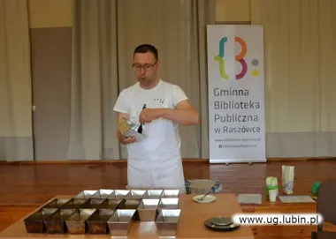 W Zimnej Wodzie pachniało jak w piekarni. Chlebowe warsztaty zaskoczyły uczestników