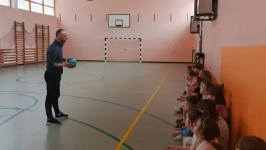 Po lekcjach zamiast ekranu – Lubin stawia na ruch najmłodszych