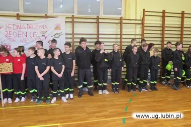 Niemstów triumfuje w hali – młodzi druhowie pokazali technikę i ducha zespołu