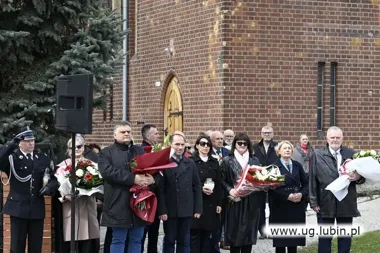 W Lubinie trzy rocznice spotkały się przy zniczach i pamięci