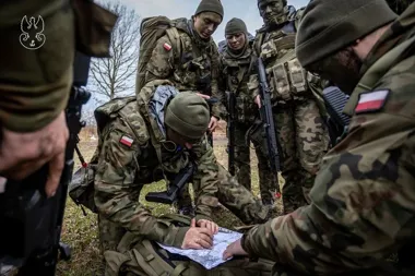 W Raszówce ćwiczenia 16. Dolnośląskiej Brygady Obrony Terytorialnej – około 150 żołnierzy i zakaz wstępu