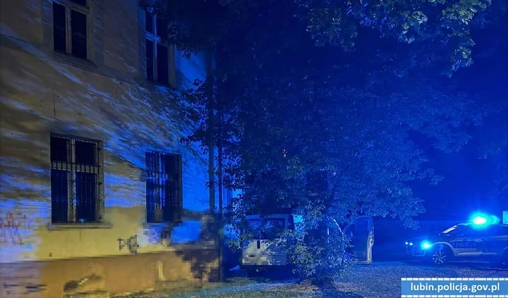 38-latek uciekał skradzionym Oplem. Miał narkotyki i trzy zakazy