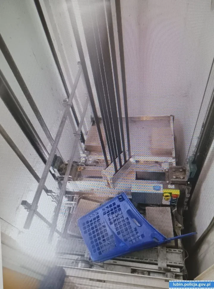 W Lubinie trzej 13-latkowie zamienili windę w niebezpieczną pułapkę