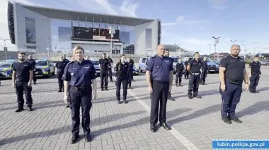 Policjanci z Lubina przyjęli wyzwanie dla Zuzi i nominowali kolejne służby